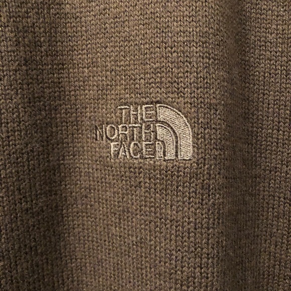 The North Face Brown Crewneck Sweater Medium - Picture 3 of 6